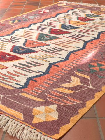 Handmade Fine Turkish Seccade Kilim rug - 309478