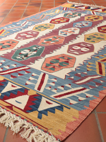 Handmade Fine Turkish Seccade Kilim rug - 309479