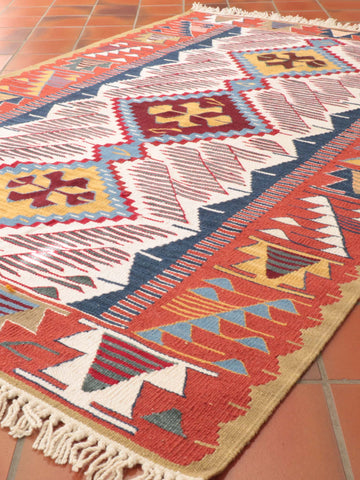 Handmade Fine Turkish Seccade Kilim rug - 309481
