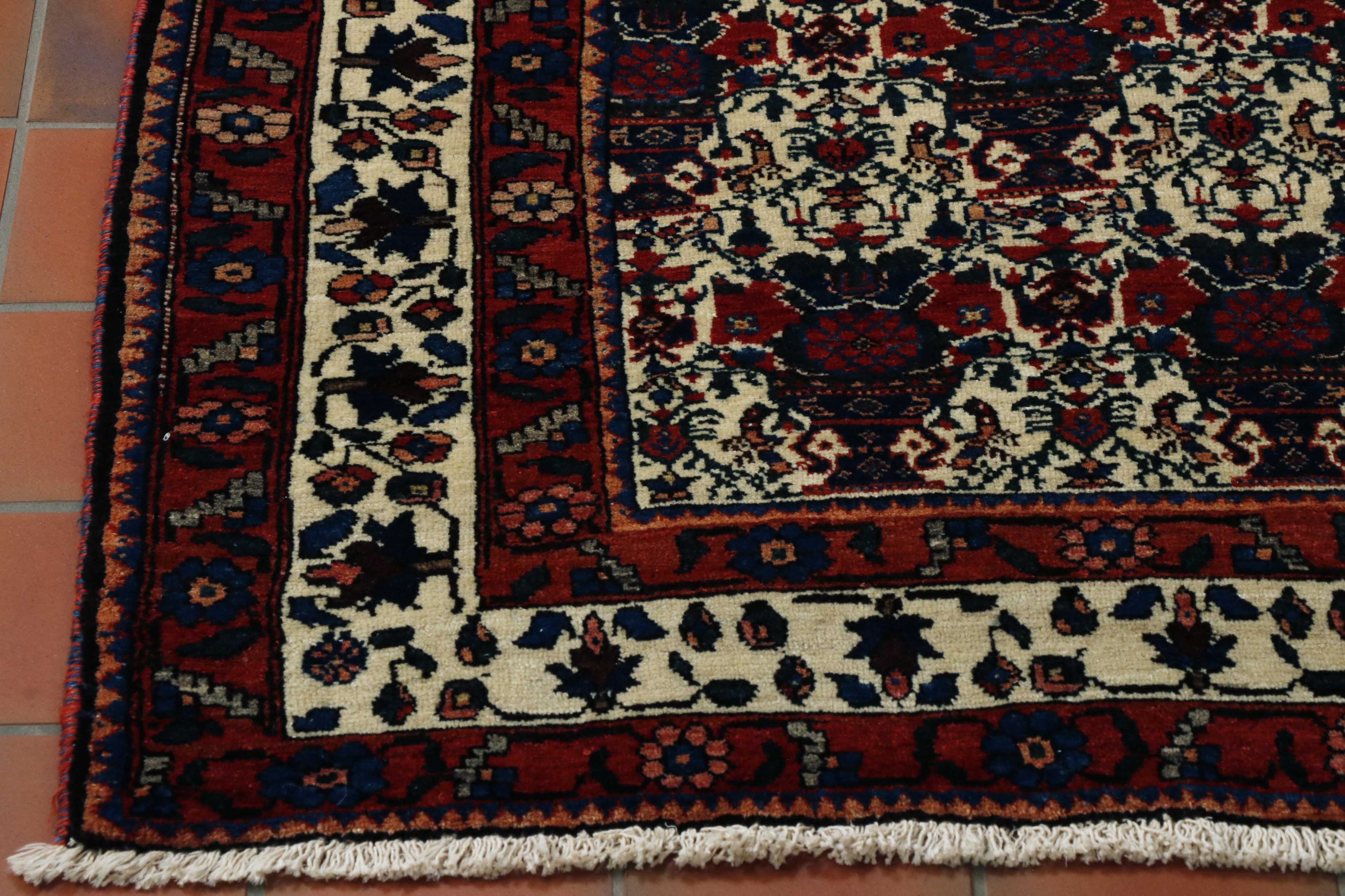 Shadeh Rugs Interesting design on this semi-old Persian Abadeh medium rug ...