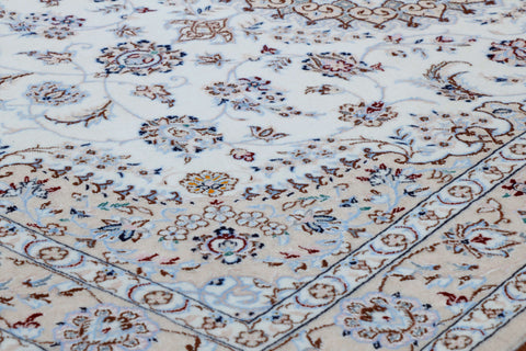 Fine handmade Oriental Nain rug - 306301