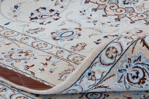 Fine handmade Oriental Nain rug - 306301