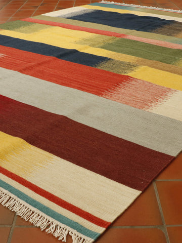 Handmade Modern Indian Kilim rug - 307267